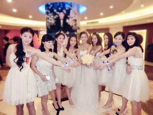 婚礼吃瓜伴娘顶替新娘,吃瓜伴娘意外顶替新娘成焦点 第3张 婚礼吃瓜伴娘顶替新娘,吃瓜伴娘意外顶替新娘成焦点 第3张